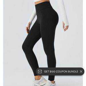 NWOT Halara Oneform Seamless Flow High-Waisted Jacquard Black Textured Leggings